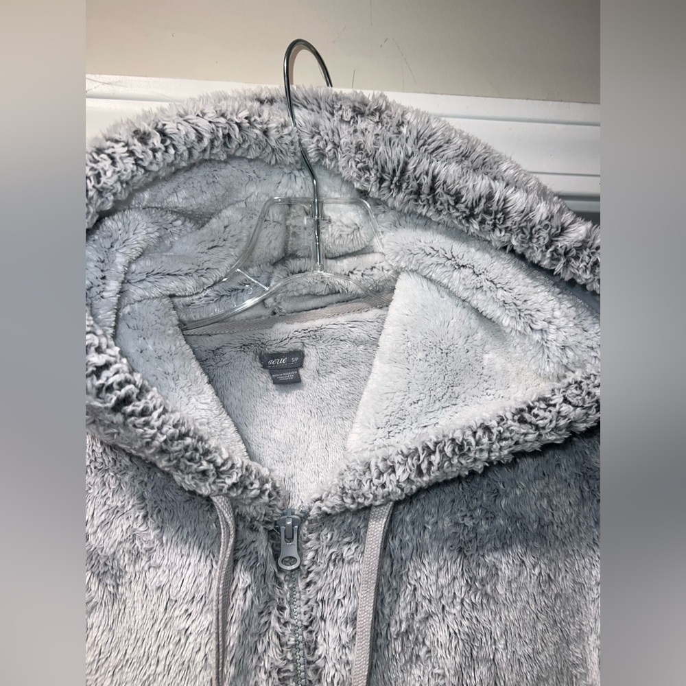 Aerie Women's Sherpa Sz Small “Oversized” Full Zip Hooded Jacket Gray Faux Fur - Picture 4 of 12